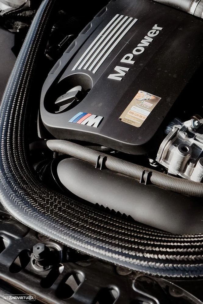 BMW M4 Auto - 5
