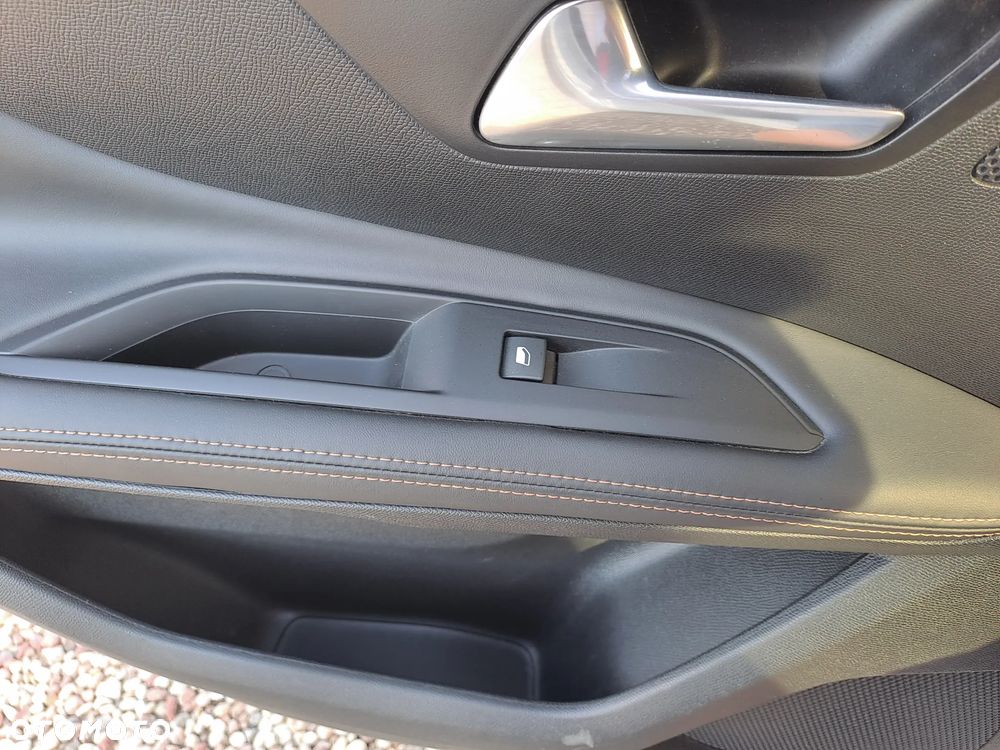 Peugeot 3008 BlueHDi 180 Stop & Start EAT6 GT - 19