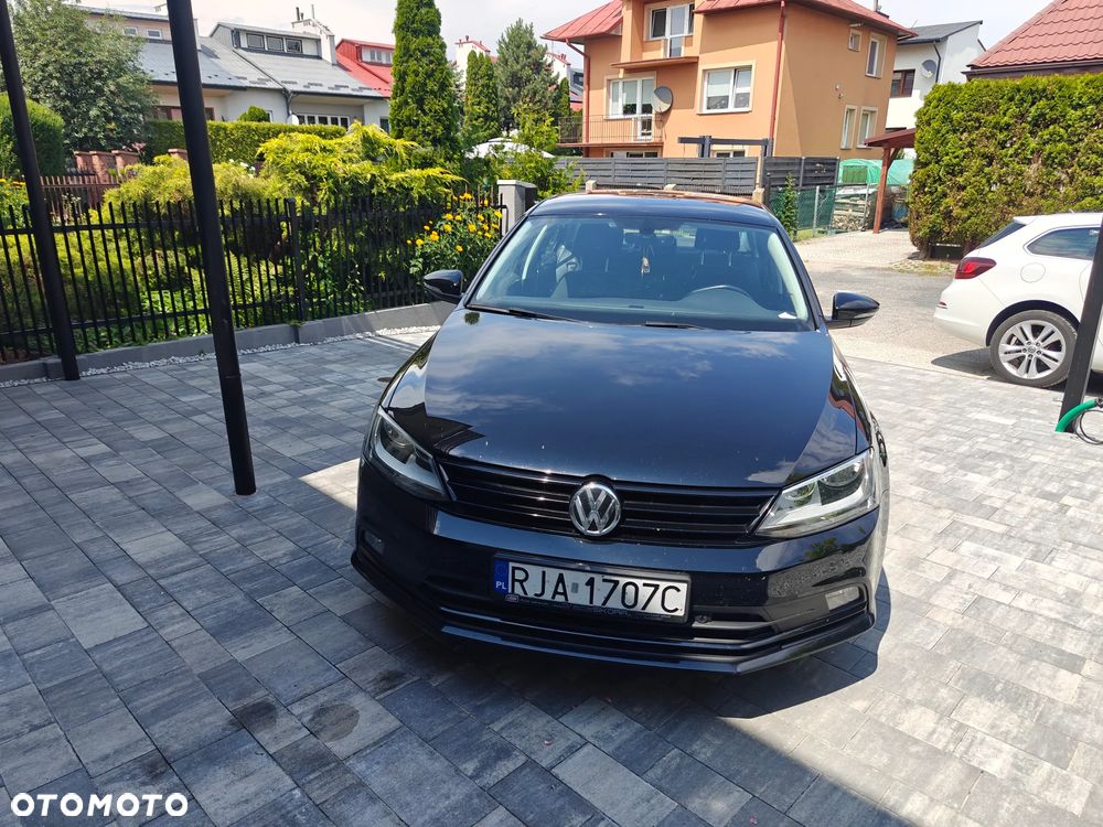Volkswagen Jetta 2.0 TDI DPF BMT Trendline - 3