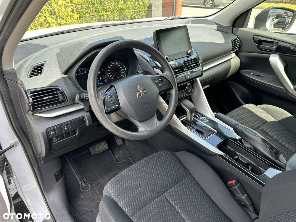 Mitsubishi Eclipse Cross - 18