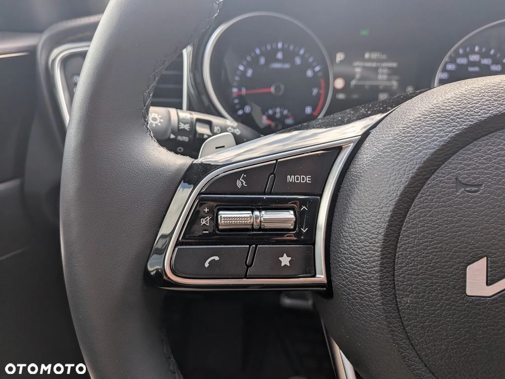 Kia Ceed 1.5 T-GDI Tribute DCT - 16