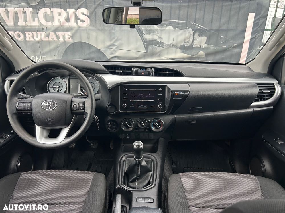 Toyota Hilux 2.4D 150CP 4x4 Double Cab 6MT Style - 15