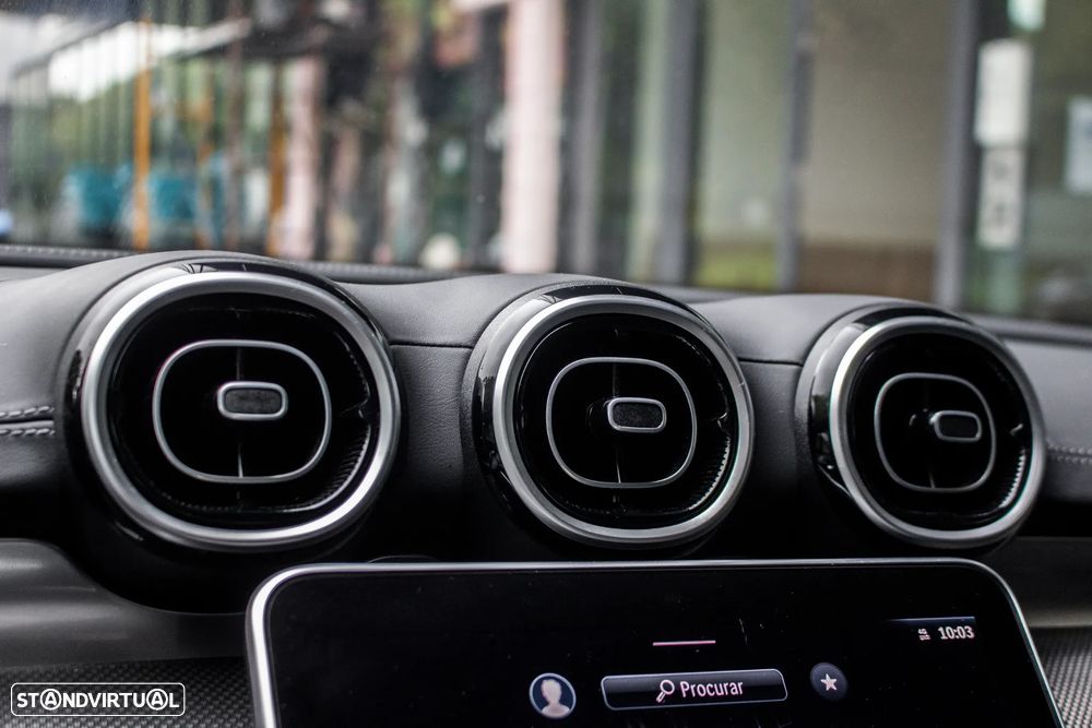 Mercedes-Benz C 300 e AMG Line - 24