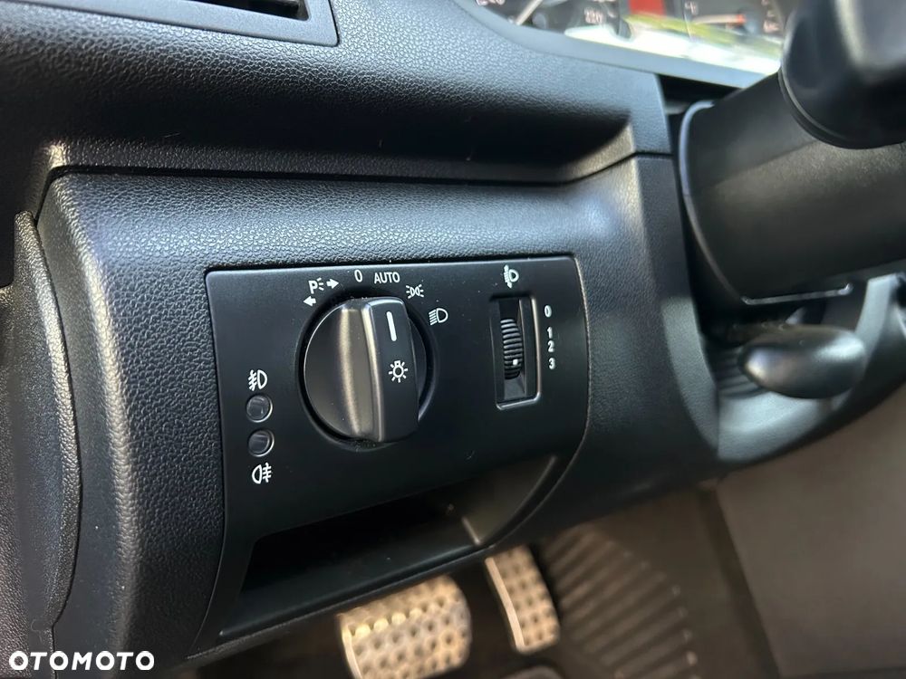 Mercedes-Benz Klasa A 180 CDI Autotronic Elegance - 17