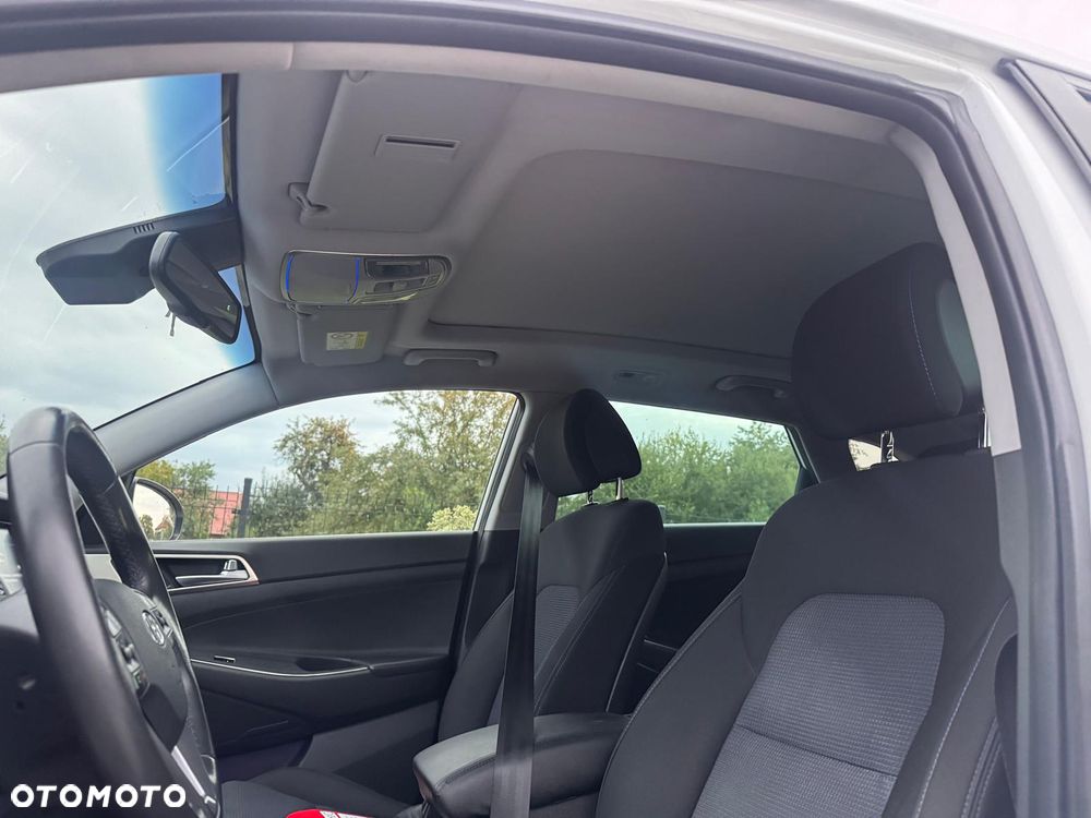 Hyundai Tucson 1.7 CRDI BlueDrive Design 2WD DCT - 17