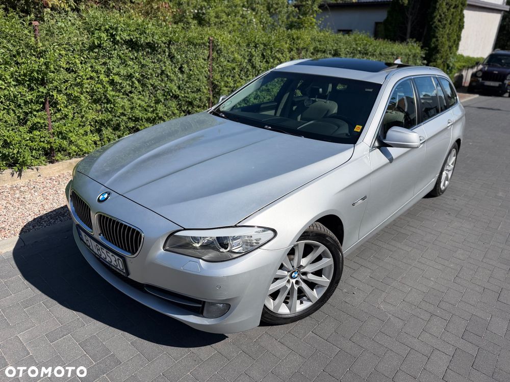 BMW Seria 5 530d Sport-Aut Luxury Line - 2