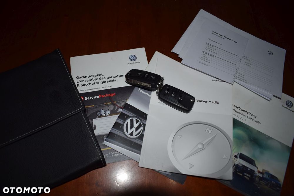 Volkswagen Transporter Caravelle DSG Lang Comfortline - 15