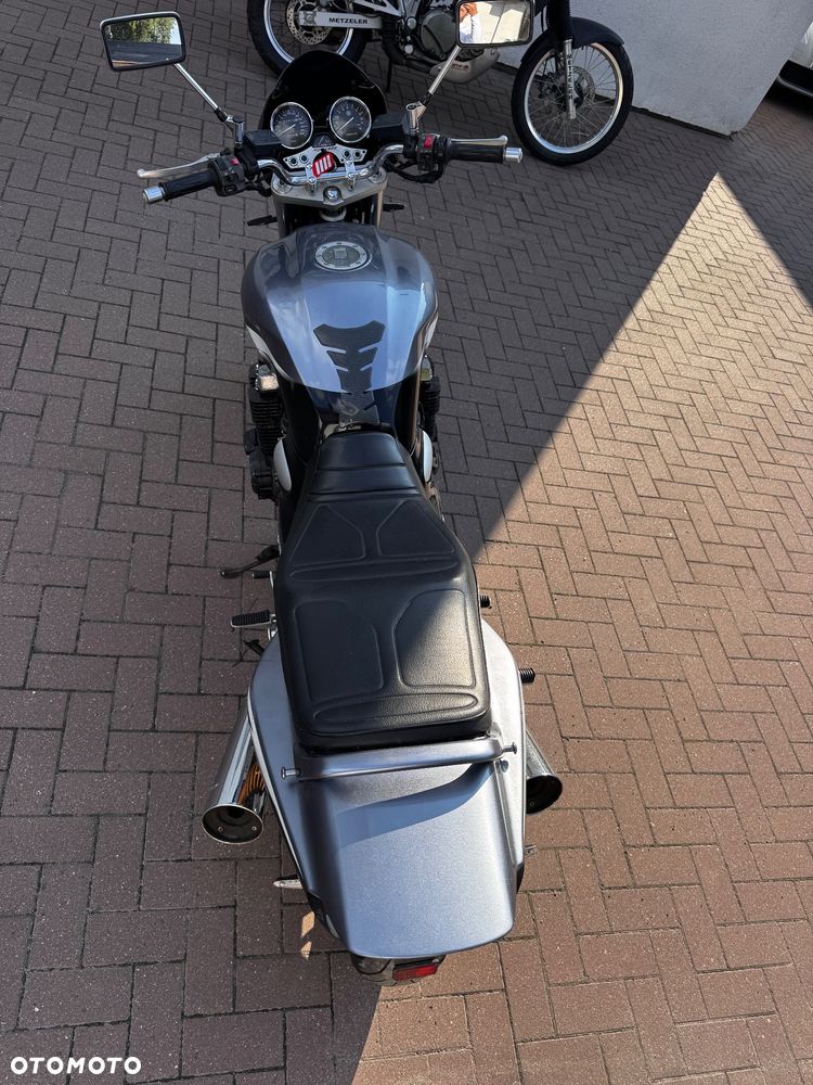 Yamaha XJR - 3