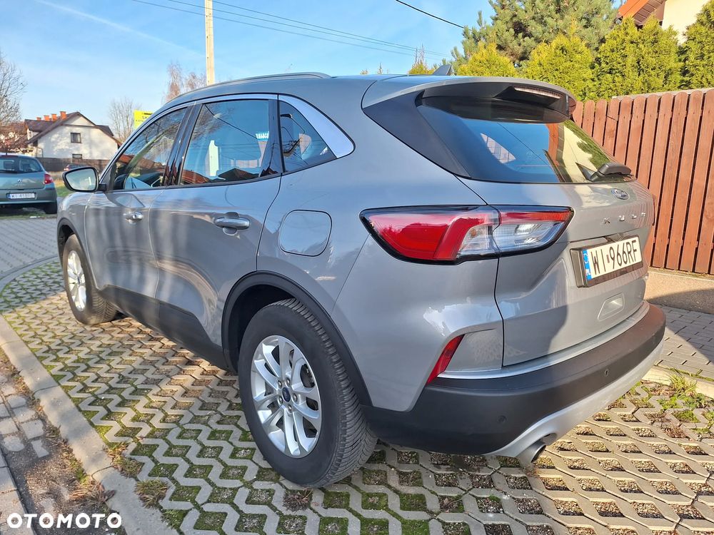 Ford Kuga 2.5 Duratec FHEV 4x4 TITANIUM - 12