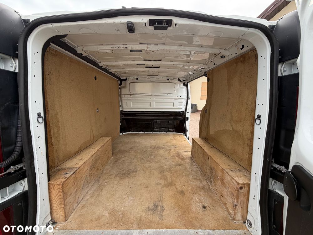 Renault Trafic - 19