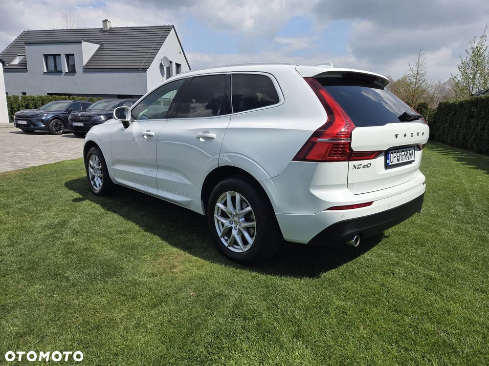 Volvo XC 60 D4 AWD Momentum - 7