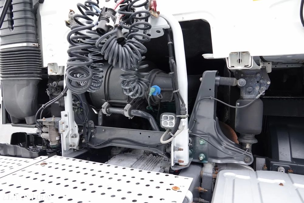 Volvo FH 420 / 13 L / FULL ADR / 2017 / LOW CAB / IMPORTAT / DUPA CONTRACTUL DE SERVICE - 15
