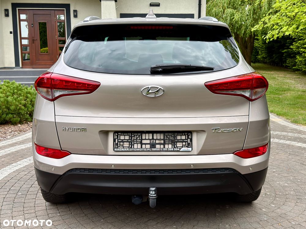 Hyundai Tucson blue 1.6 GDi 2WD Navi - 17