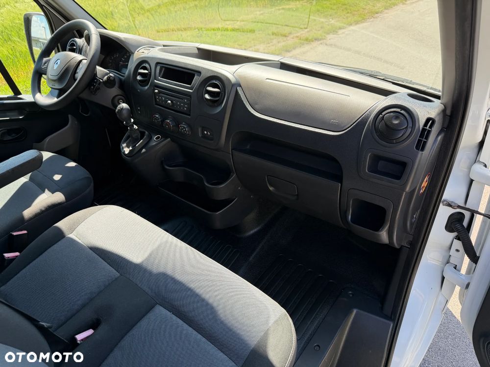 Renault Master * 2.3 / 125KM * L2H2 * Średni / Podwyższany * Furgon / Blaszak * - 34
