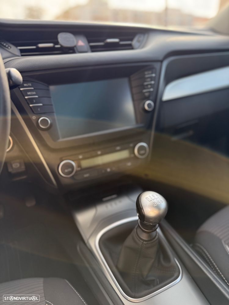 Toyota Avensis Touring Sports 1.6 D-4D Luxury+GPS - 10