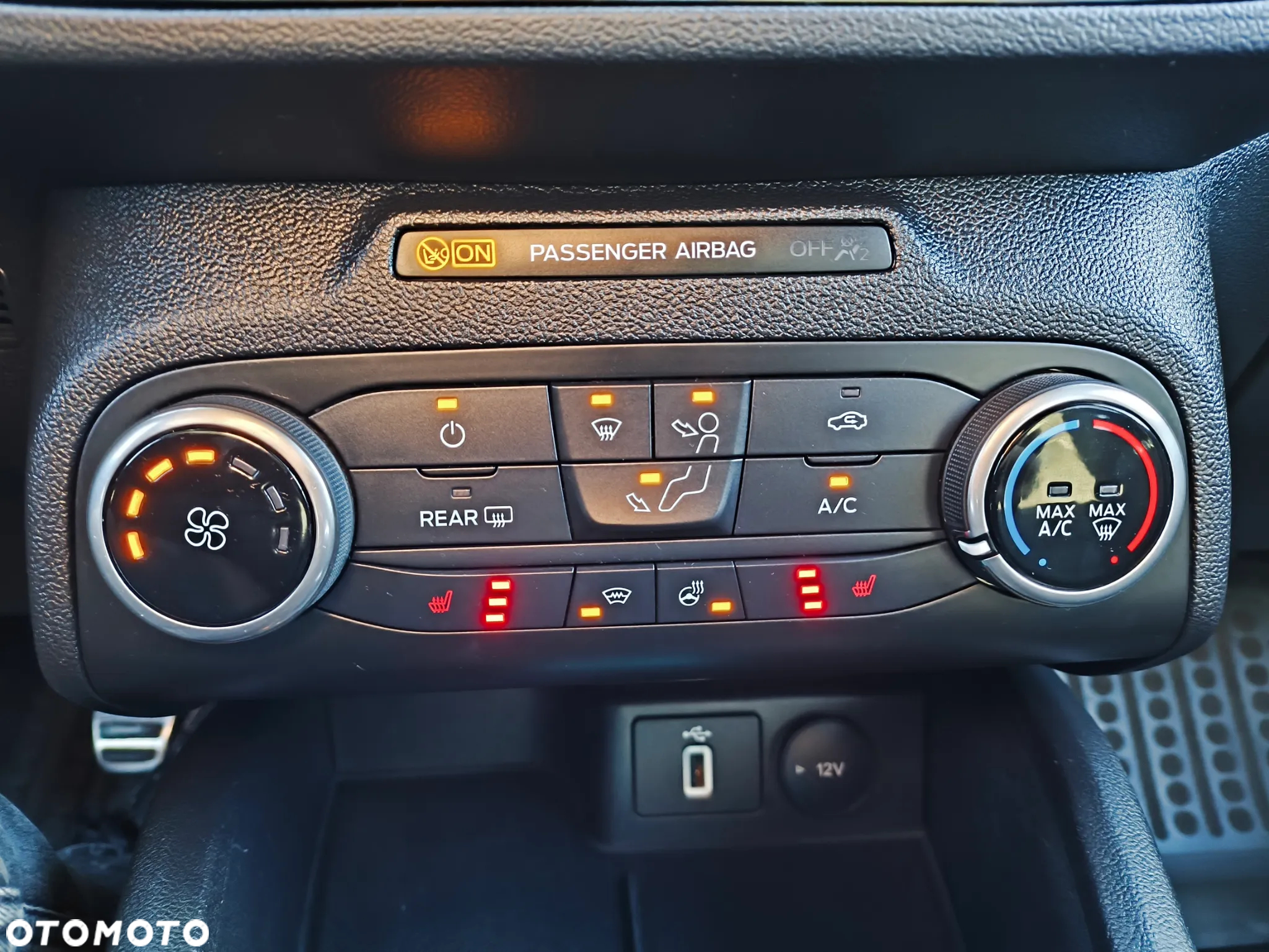Ford Focus 1.5 EcoBlue Start-Stopp-System ST-LINE - 21