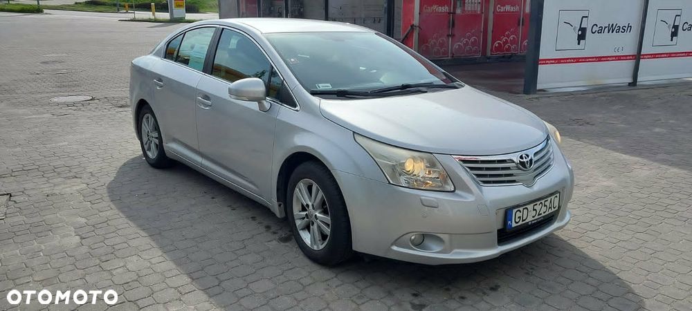 Toyota Avensis 1.8 Sol - 2
