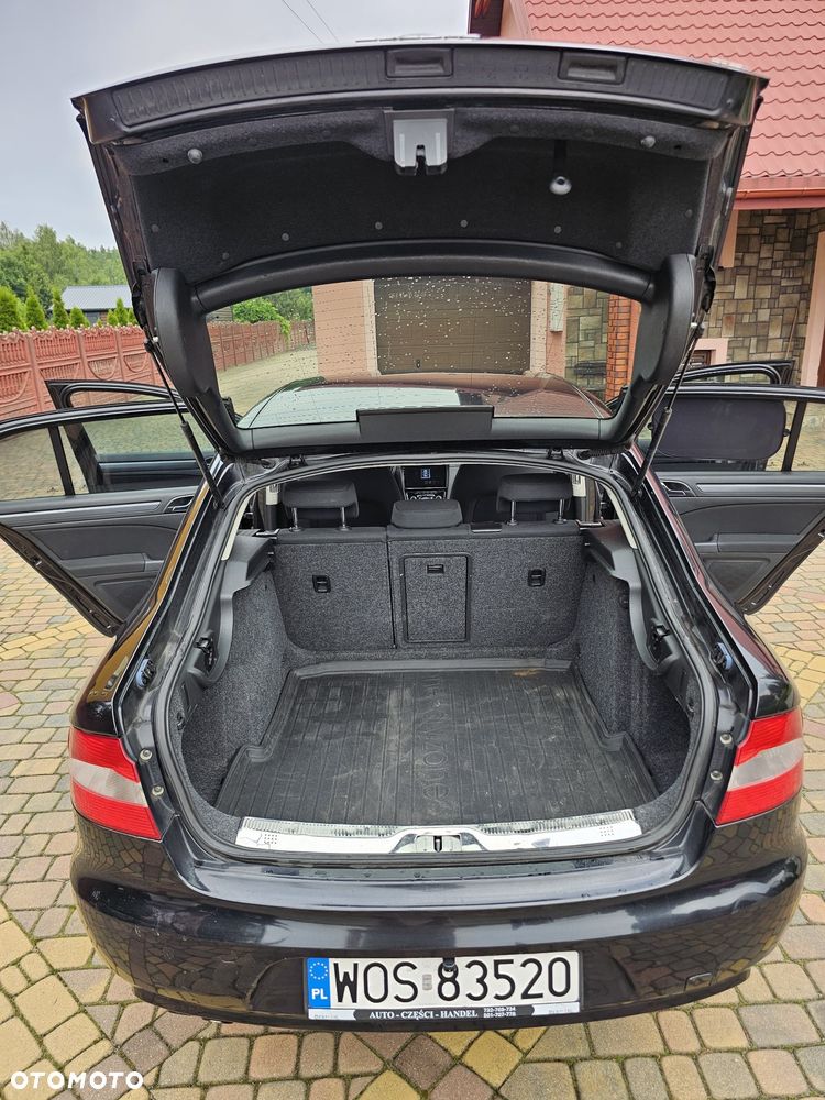 Skoda Superb 2.0 TDI Comfort DSG - 11