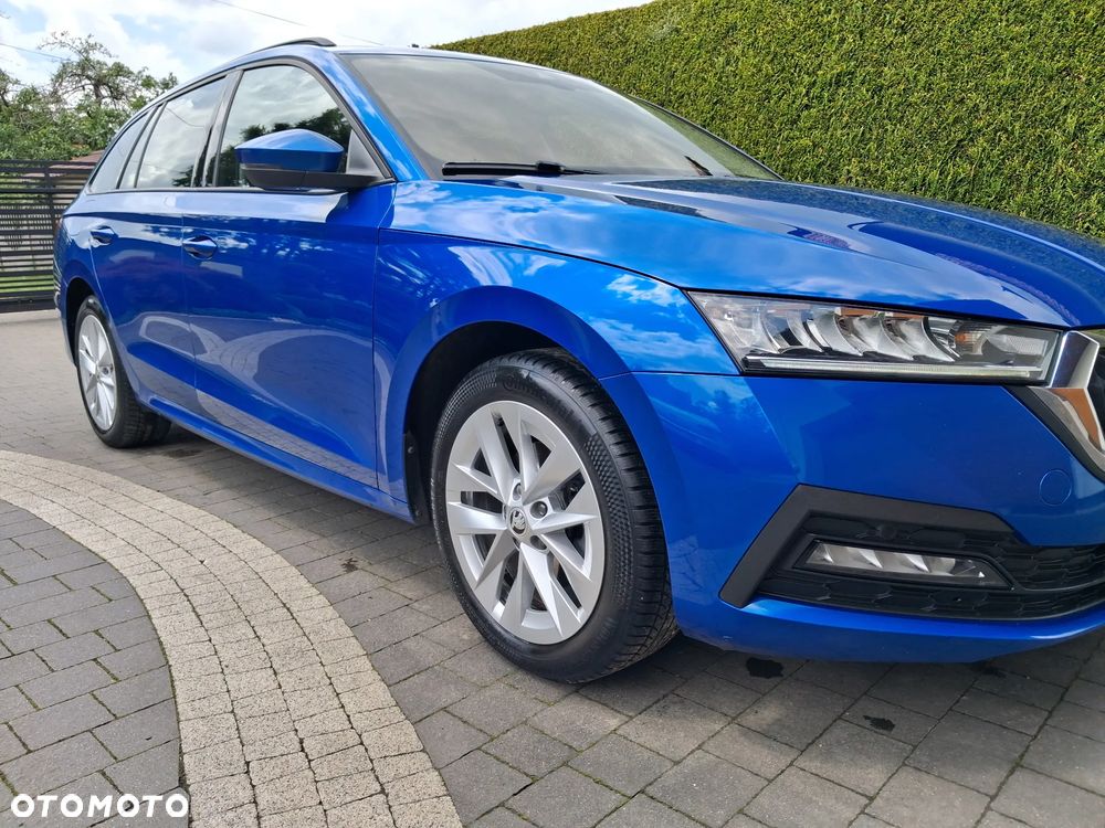 Skoda Octavia 2.0 TDI Ambition DSG - 2