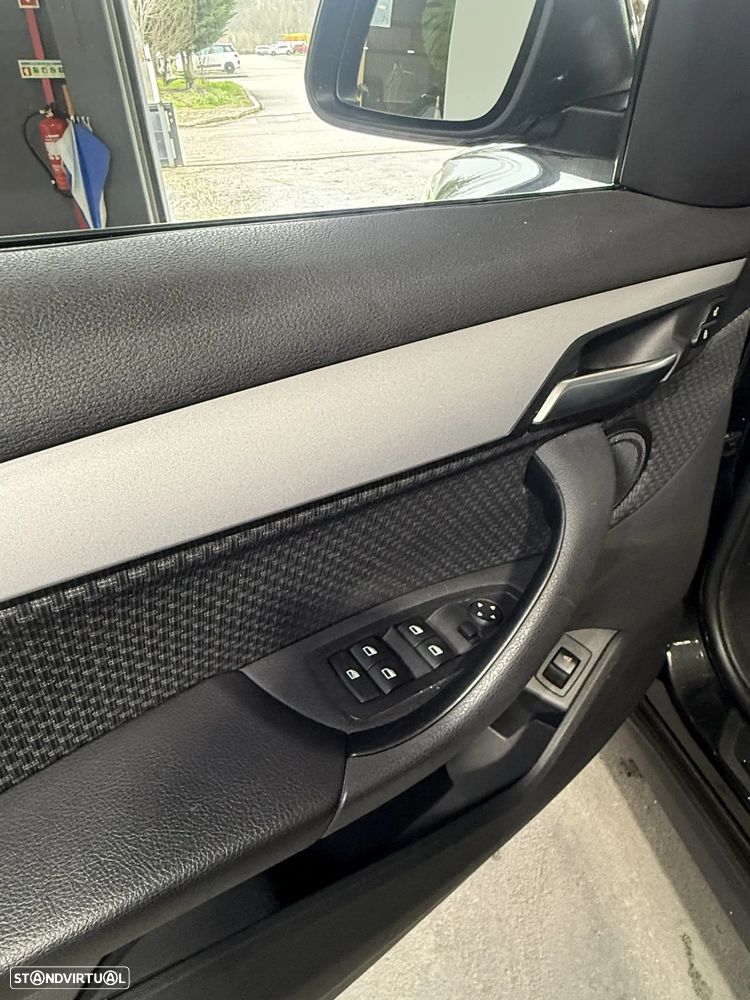 BMW X1 16 d sDrive - 21