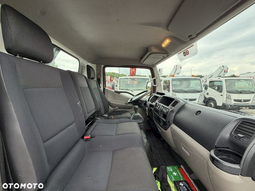 Nissan Cabstar - 24