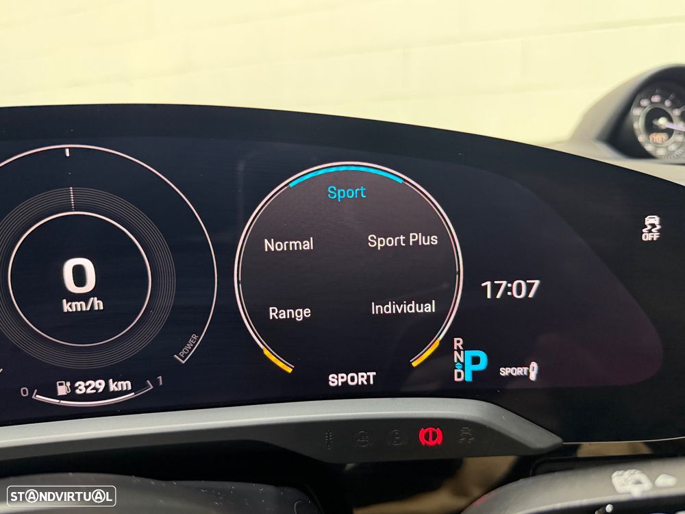 Porsche Taycan Sport Turismo - 53