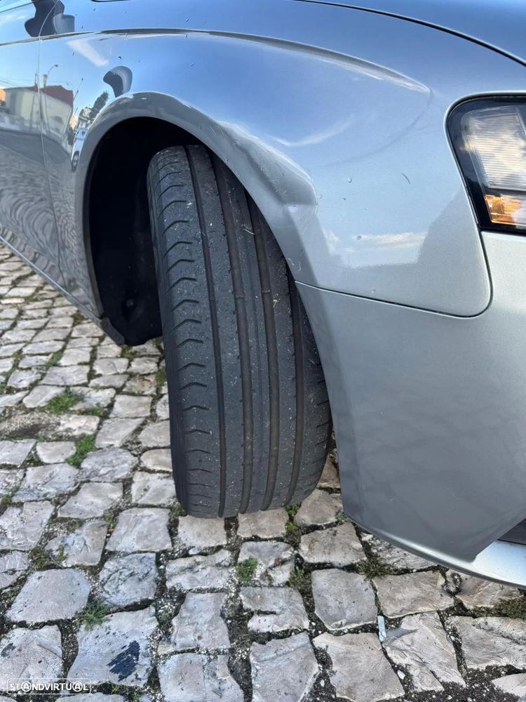 Audi A4 Avant 2.0 TDI Advance - 10