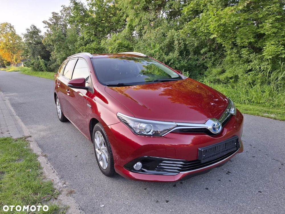 Toyota Auris - 1