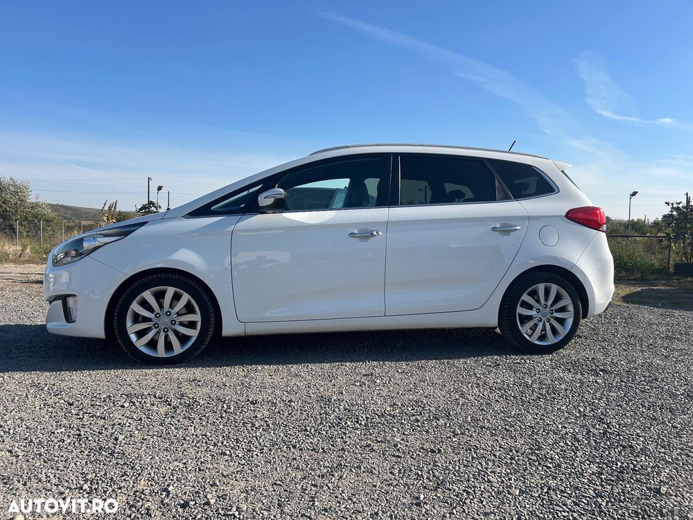 KIA Carens 2014 — imagine 40