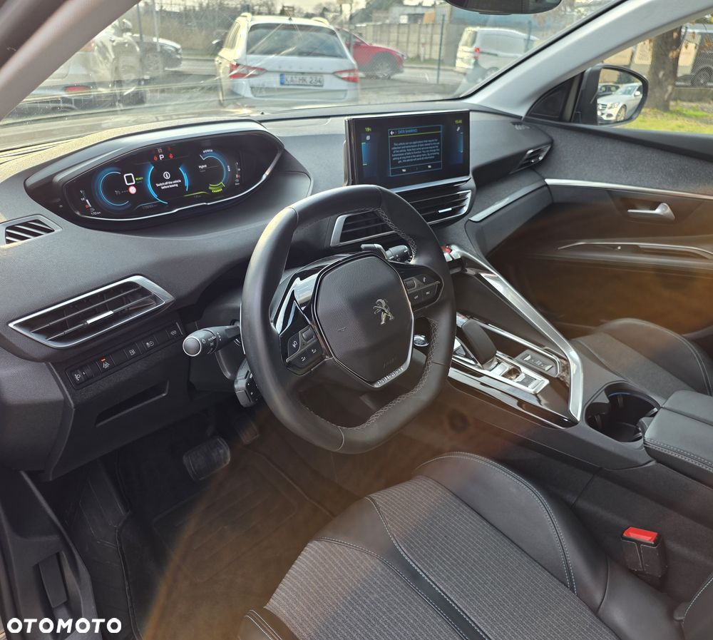 Peugeot 3008 1.6 PureTech Hybrid PHEV Allure Pack S&S EAT8 - 19