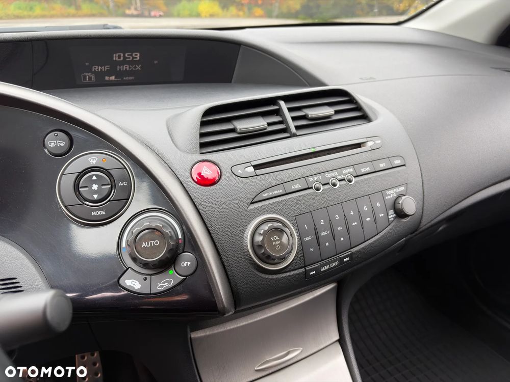 Honda Civic 1.4 Comfort - 14