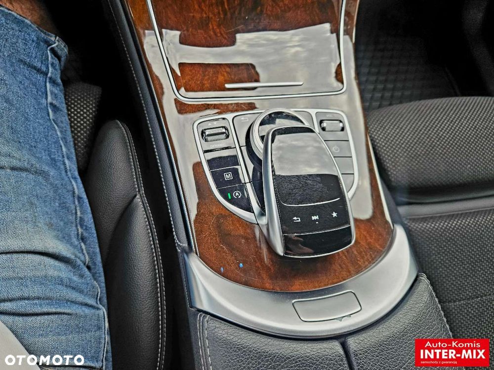 Mercedes-Benz GLC - 22