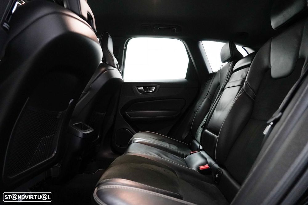 Volvo XC 60 2.0 D4 R-Design Geartronic - 7