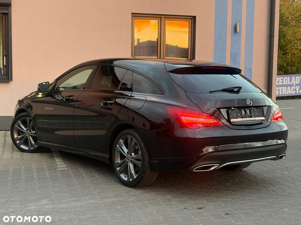 Mercedes-Benz CLA 200 d Urban - 35