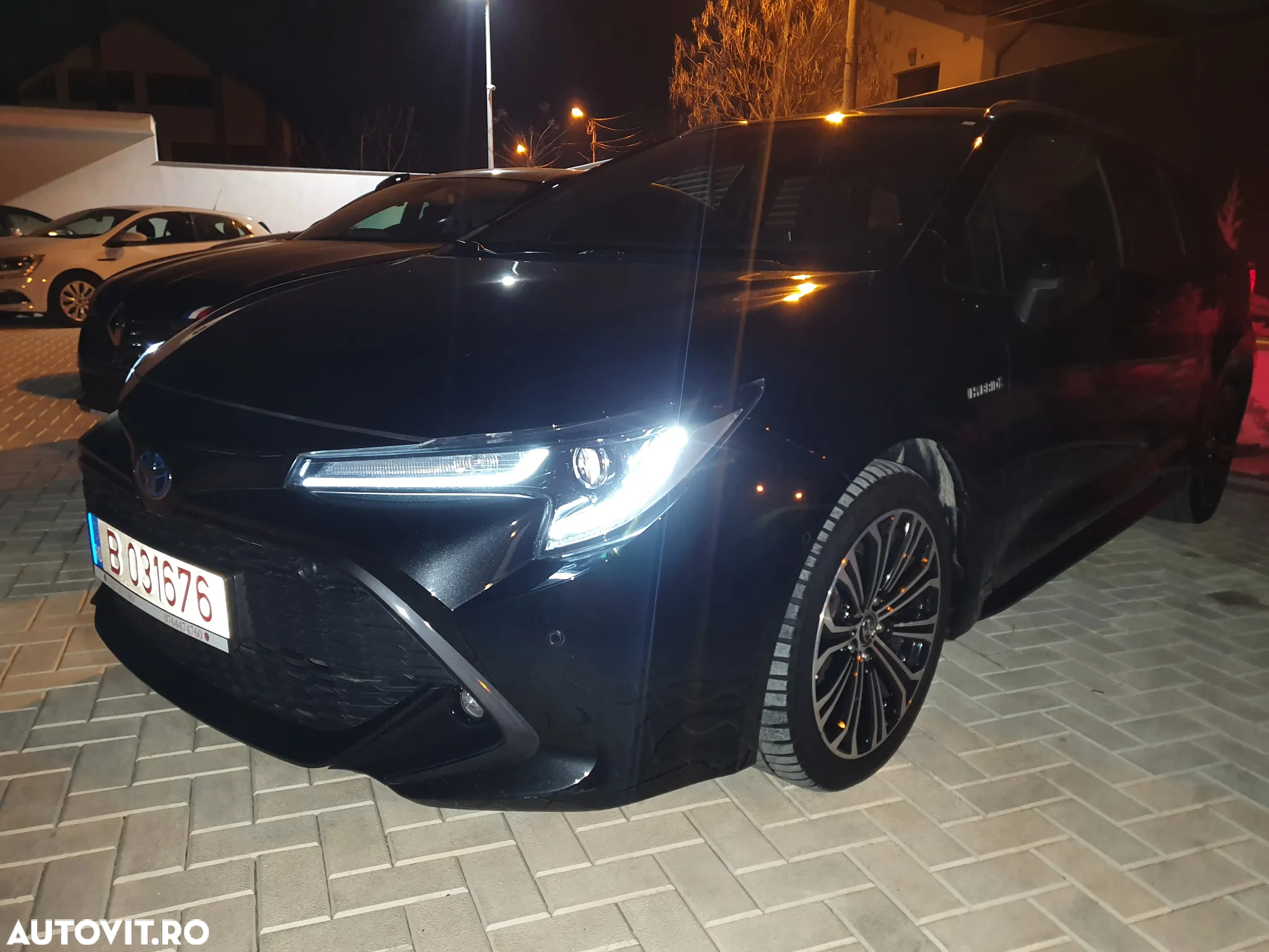 Toyota Corolla 1.8 Hybrid Touring Sports Business Edition - 26