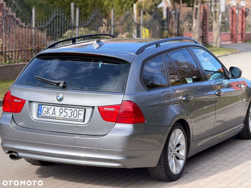 BMW Seria 3 320d - 13