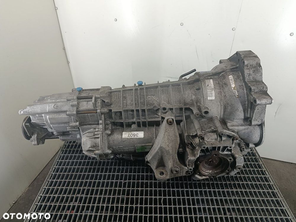 SKRZYNIA BIEGÓW 4X4 AUDI A8 D2 DEQ  5HP-19 2.5 TDI - 1
