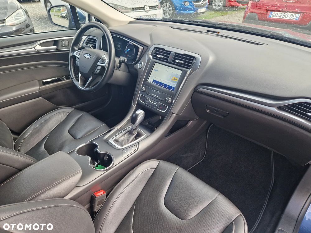 Ford Mondeo 2.0 CVT - 32