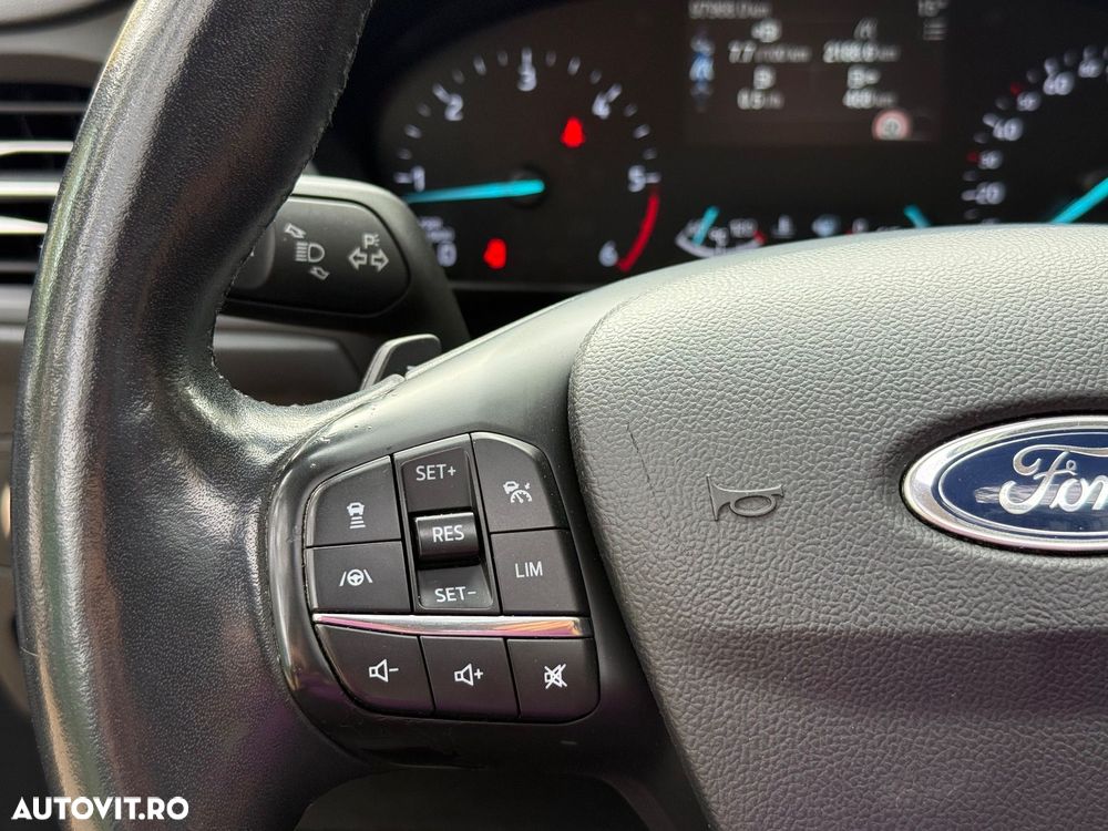 Ford Focus 1.5 EcoBlue Titanium Business - 20