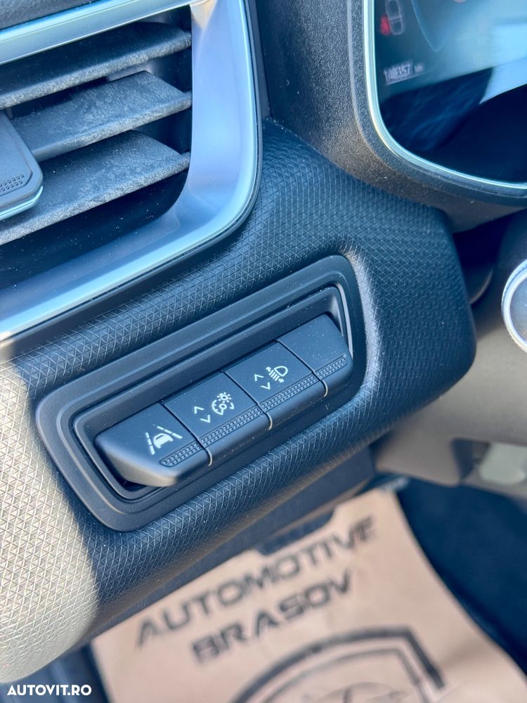 Renault Clio E-TECH Hybrid 140 BUSINESS EDITION - 10