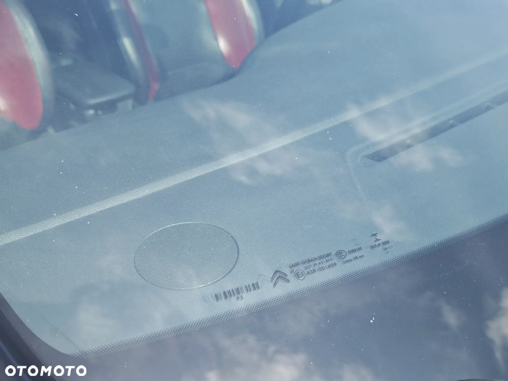 Citroën DS4 BlueHDi 150 S&S SoChic - 15