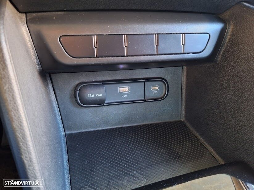 Kia Sportage 1.6 T-GDI Drive - 28