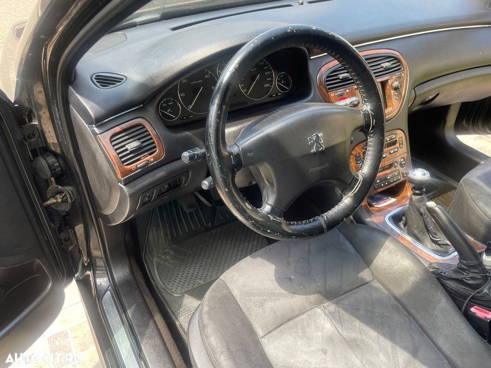 Peugeot 607 2.2HDI Pack - 18