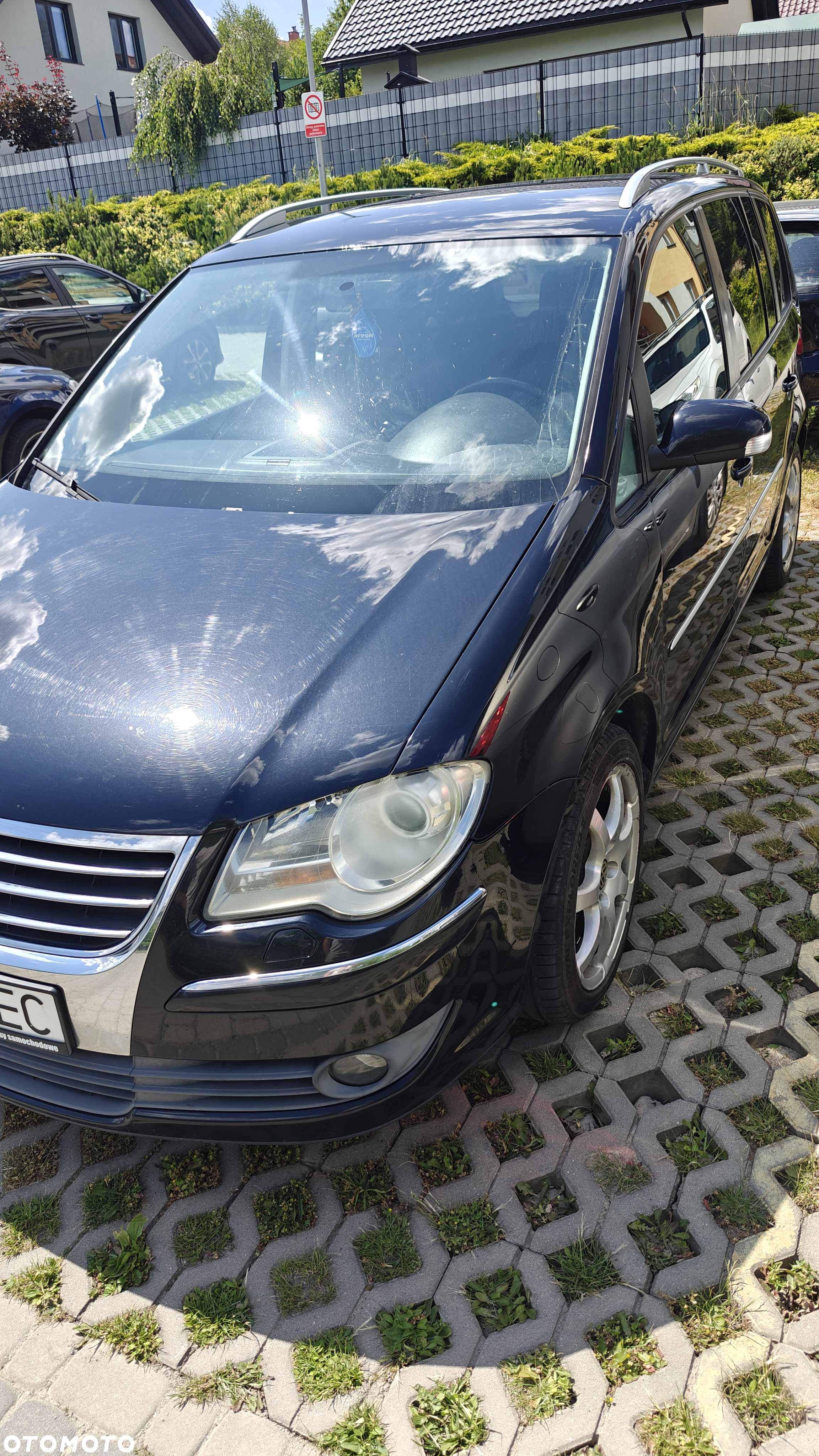 Volkswagen Touran 2.0 TDI DPF Cross DSG - 17