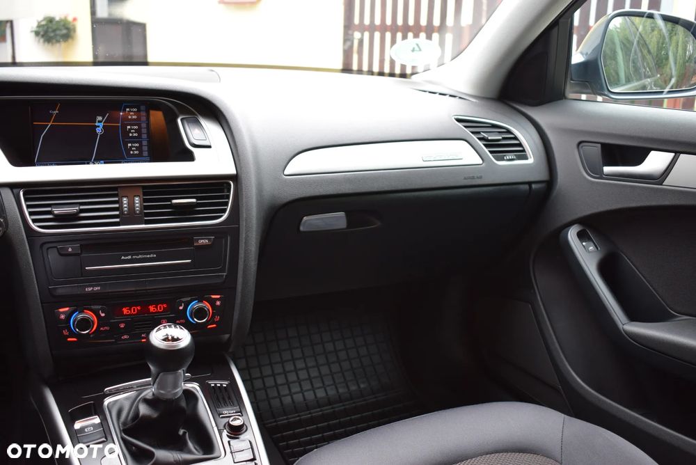 Audi A4 Allroad 2.0 TDI Quattro - 13