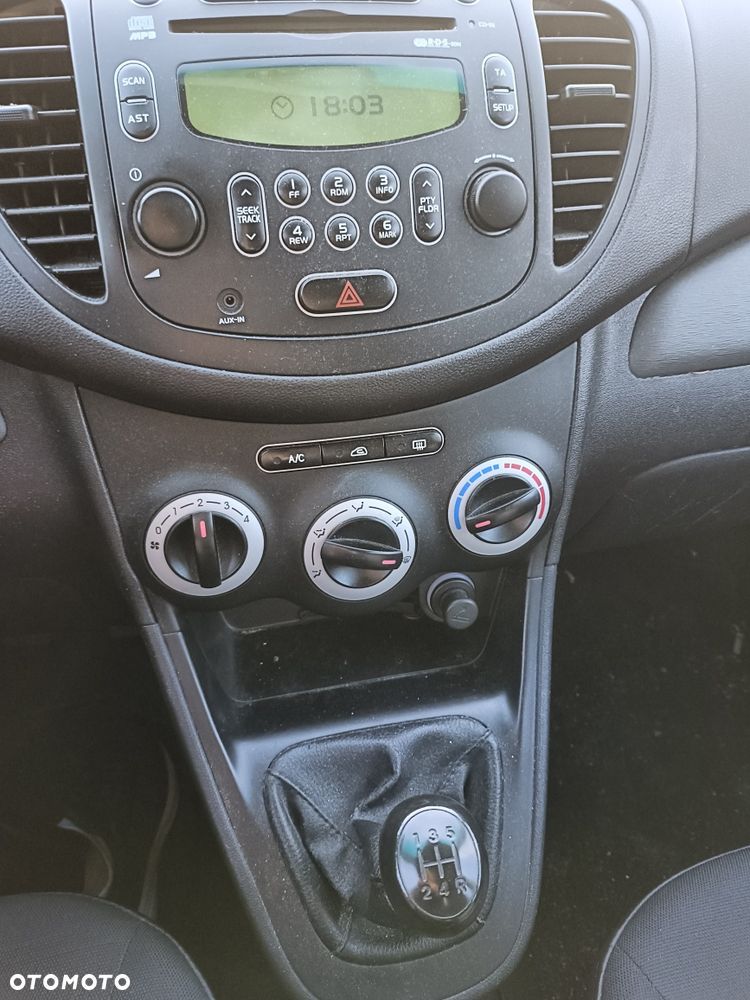 Hyundai i10 - 10