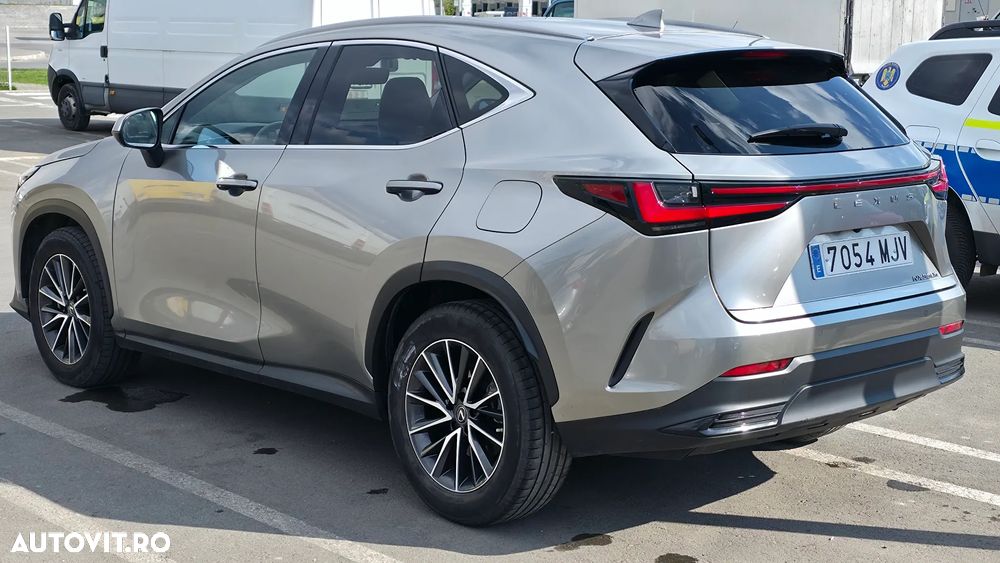 Lexus Seria NX 350h Executive Line - 3