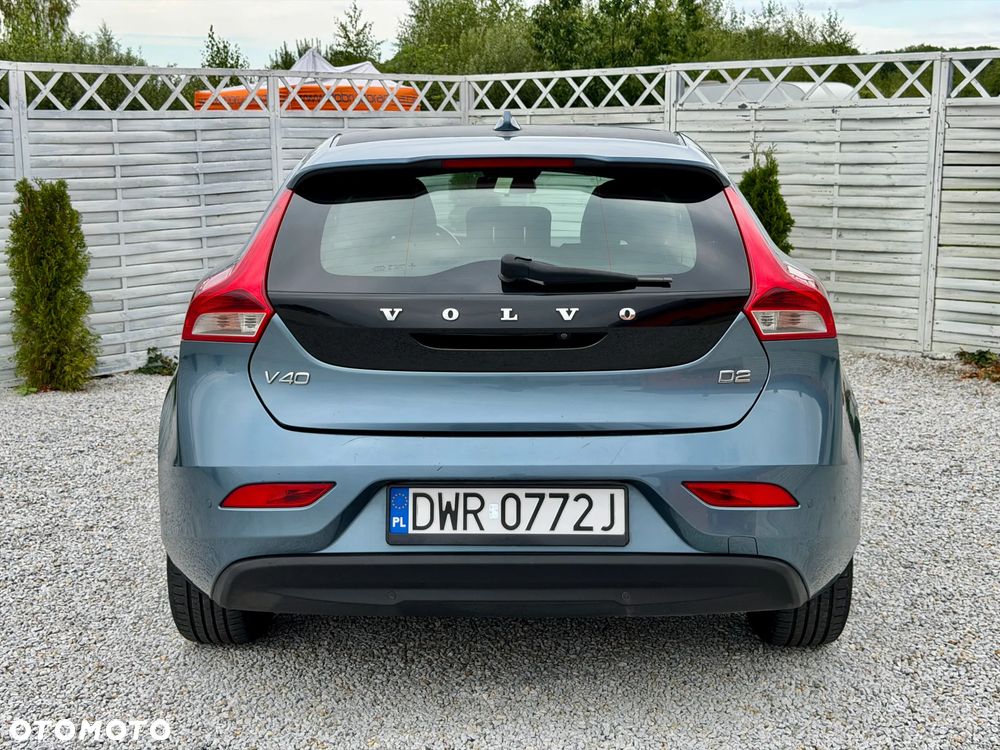 Volvo V40 D2 Momentum - 25