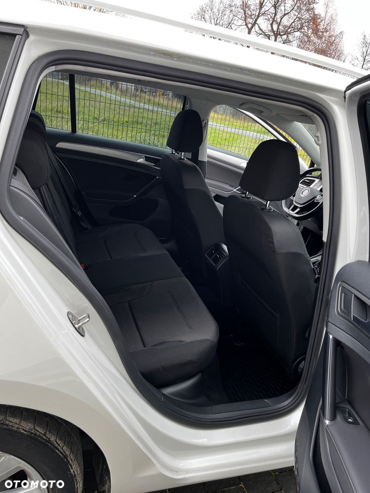 Volkswagen Golf 1.6 TDI BlueMotion Comfortline - 13