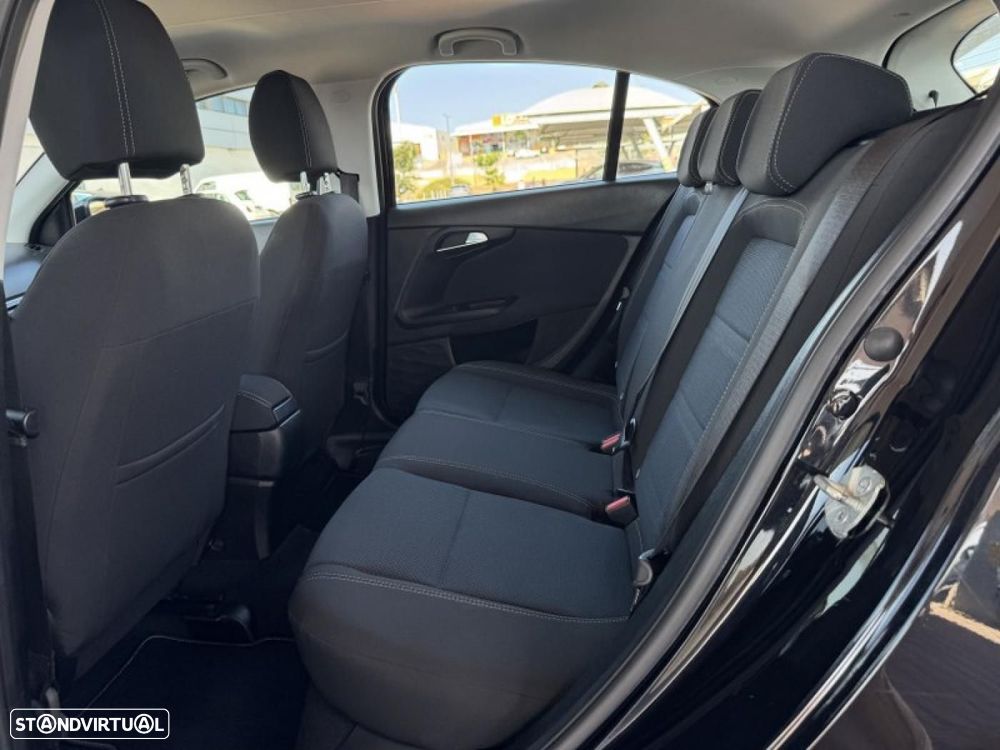 Fiat Tipo 1.3 M-Jet Lounge Tech - 27